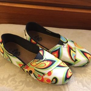 Colorful women’s flats